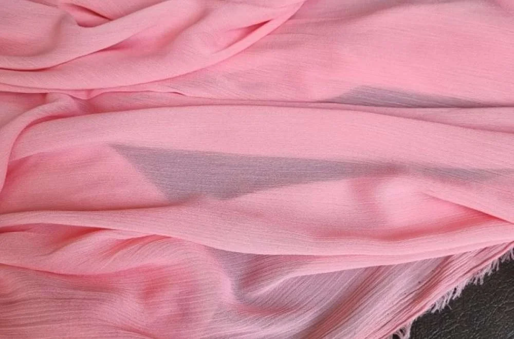kain polyester chiffon hijab sublim warna pink.jpeg